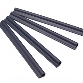 Zakončení na plotový pás černé